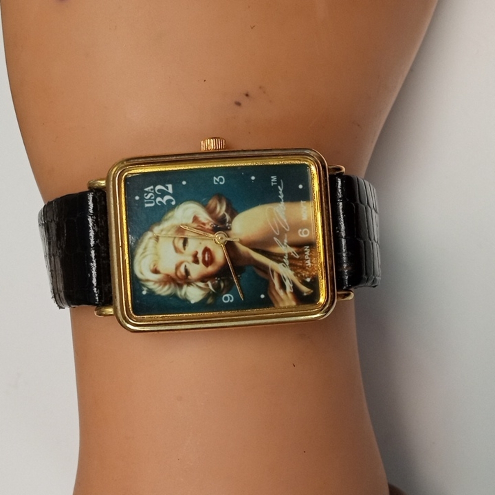Marilyn Monroe 32 Cent Stamp Watch